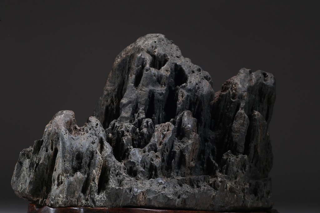 2455佐治川石 ウブ『橋岩山』桐箱付 横16×高9.5(cm) 680g www